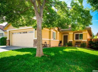 960 Garcia Dr, Woodland, CA 95776