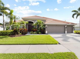 317 Royal Bonnet Dr, Apollo Beach, FL 33572