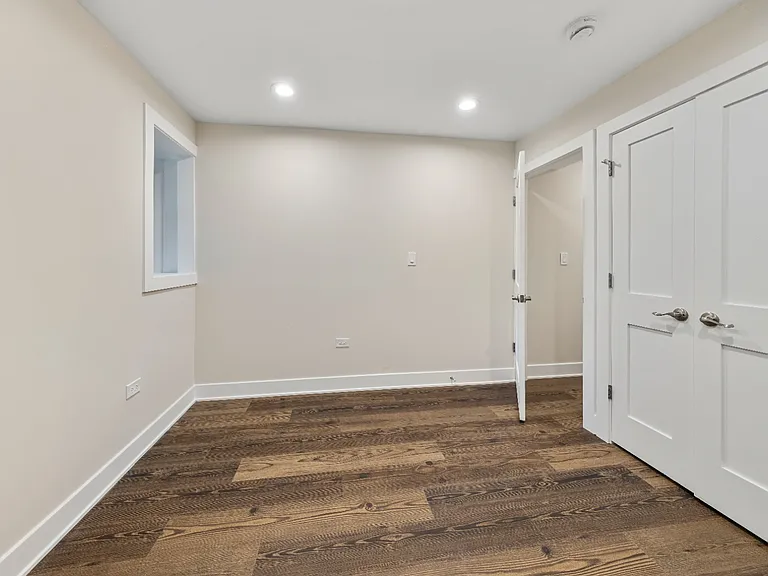 2257 N Sawyer Ave #G — Photo 13