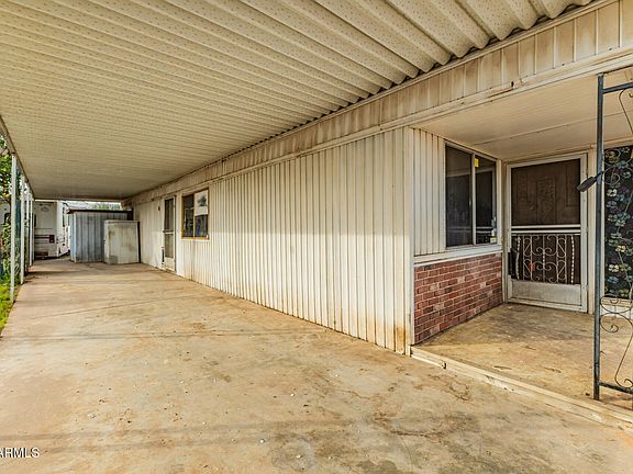 4th image of 7637 E FLOSSMOOR Avenue