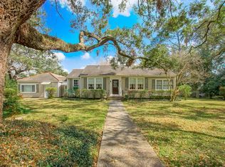165 Lennox Ct, New Orleans, LA 70131