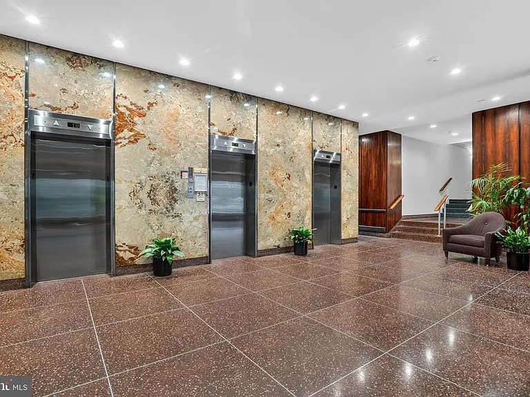 3600-00 Conshohocken Ave #911 — Photo 2
