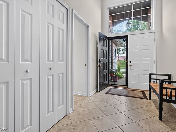 5th image of 5242 Parkhurst Dr
