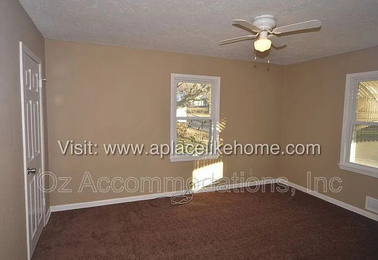 9811 Marsh Ave — Photo 8