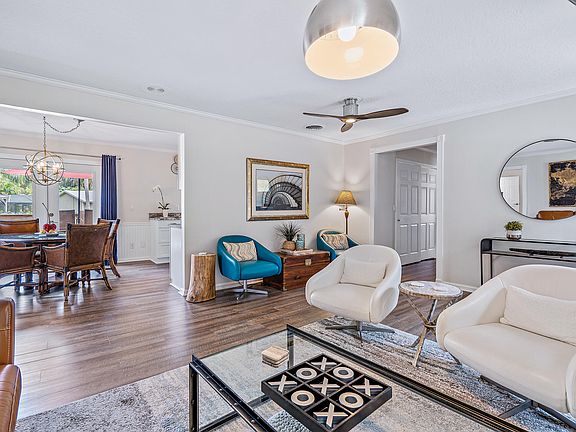 5th image of 7940 SE River Lane