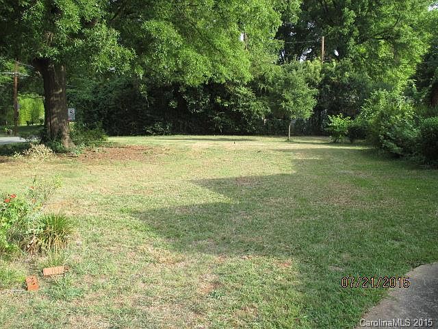 2nd image of 901 Tennyson Dr