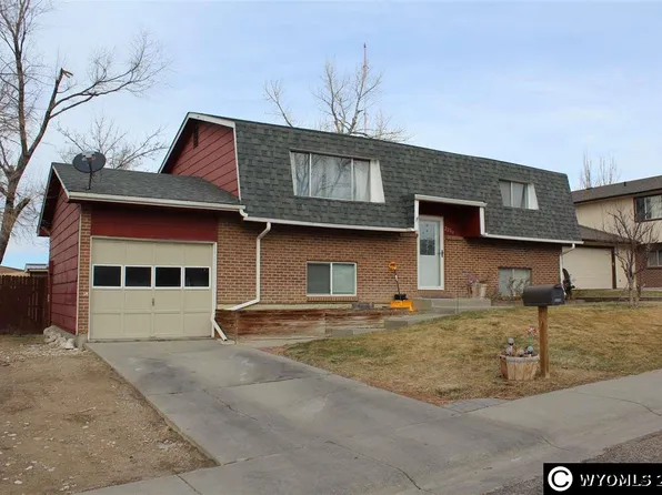2230 E 16th St, Casper, WY 82609