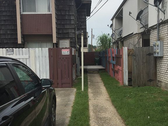 3rd image of 2404 Giuffrias Ave APT D
