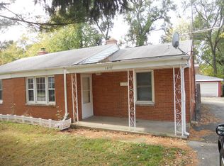 1857 N Raynor Ave, Crest Hill, IL 60403