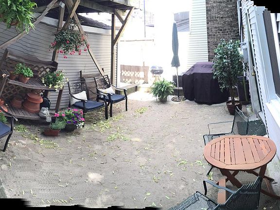 4th image of 2256 W Roscoe St Fl 1ST