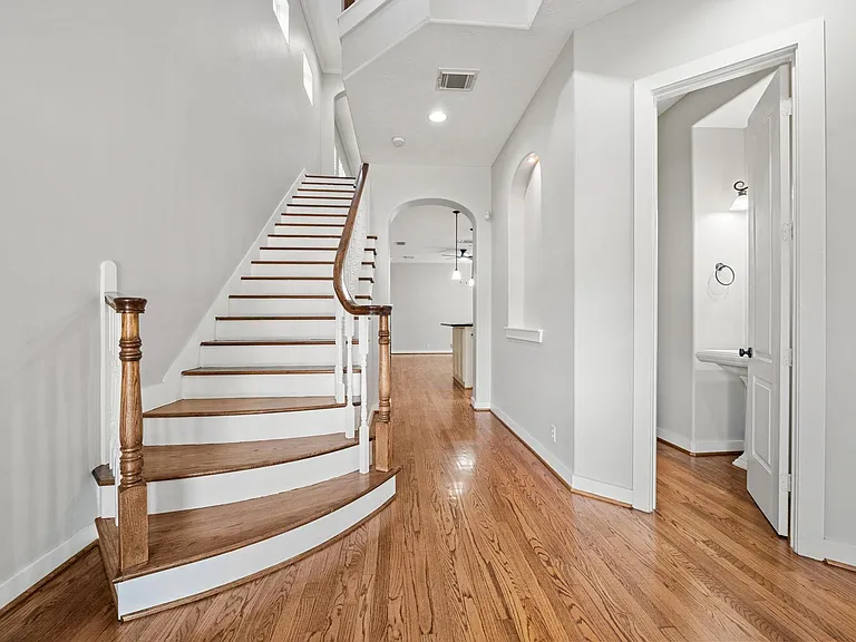 1448 Nashua St #B — Photo 4