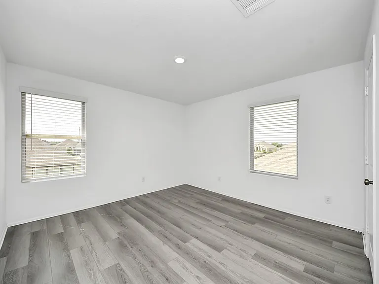 3815 Moss Hill Rd — Photo 33