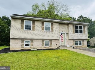 5546 Edsel St, Harrisburg, PA 17109