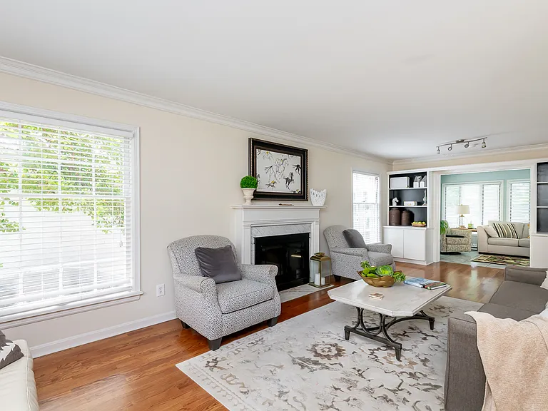 2223 Strathmoor Blvd #FURNISHED — Photo 44