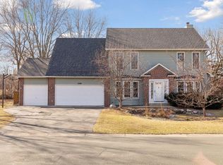 2088 Royale Ct, Eagan, MN 55122