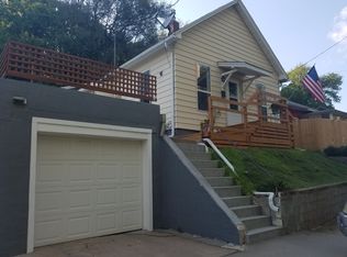 525 N 6th St, Missouri Valley, IA 51555