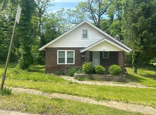3715 Sylvan Pl, Saint Louis, MO 63121