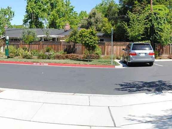 2nd image of 2816 Paseo Ln