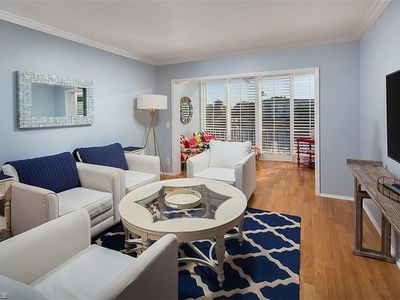 3100 Binnacle Dr APT 205, Naples, FL, 34103