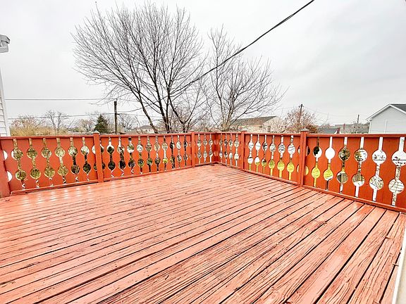 5th image of 24 Eileen Ave #C2