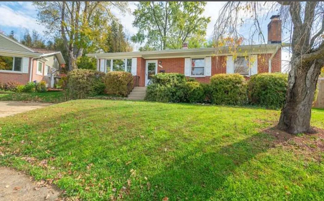 11105 Federal Ct — Photo 2