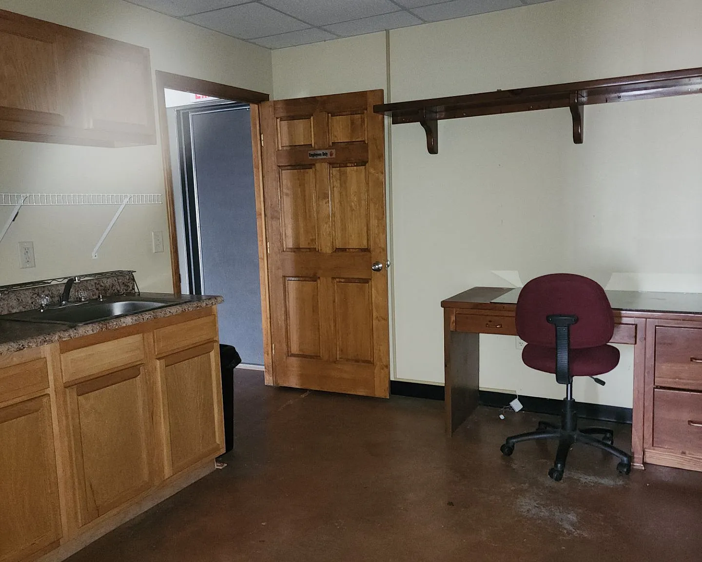 346 W Enterprise - 352 — Photo 3