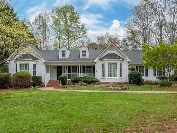 339 Riverwood Dr, Lewisville, NC 27023