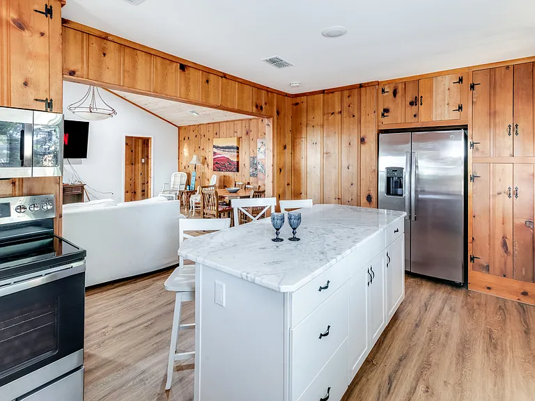 624 Hillcrest Frst — Photo 15