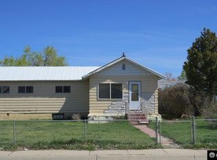 618 Sweetwater St, Lander, WY 82520