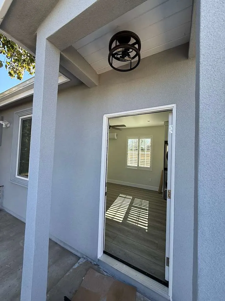 1 bed, 497 sqft, $2,450 — Photo 1