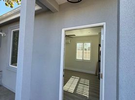 10826 Floral Dr, Whittier, CA