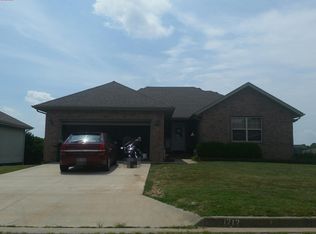 1212 Woodland Rdg, Monett, MO 65708