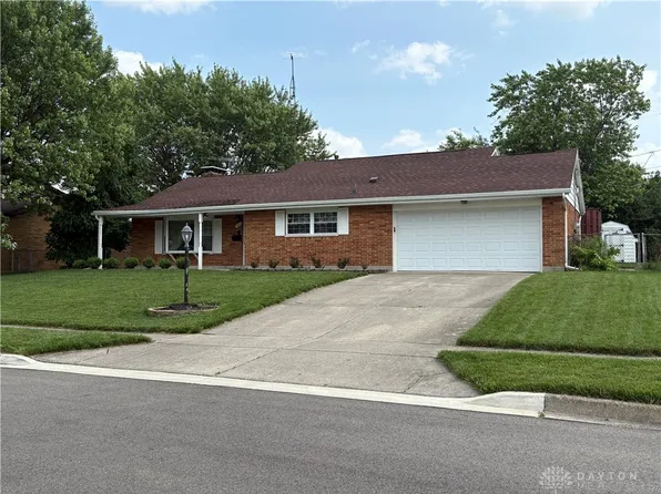 462 Reichard Dr, Vandalia, OH 45377
