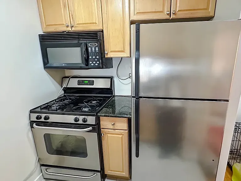 145 E 48th St #20E — Photo 7