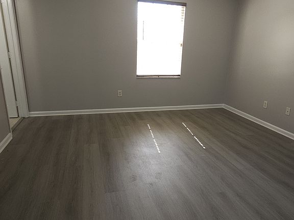 2nd image of 246 Leland Ln