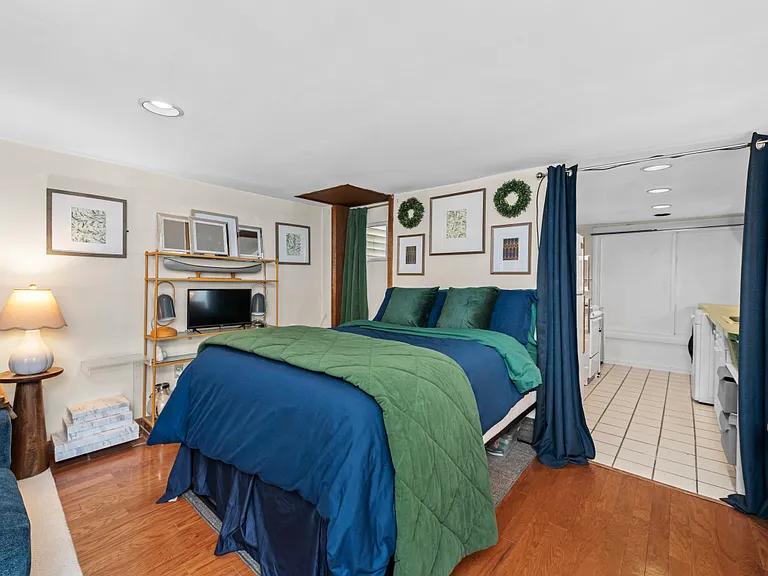 35 Allston St #B — Photo 10