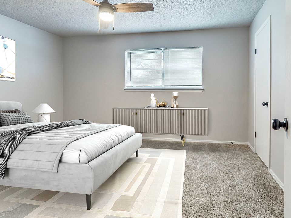 1st image of 1207 Lakecrest Dr Unit 1203