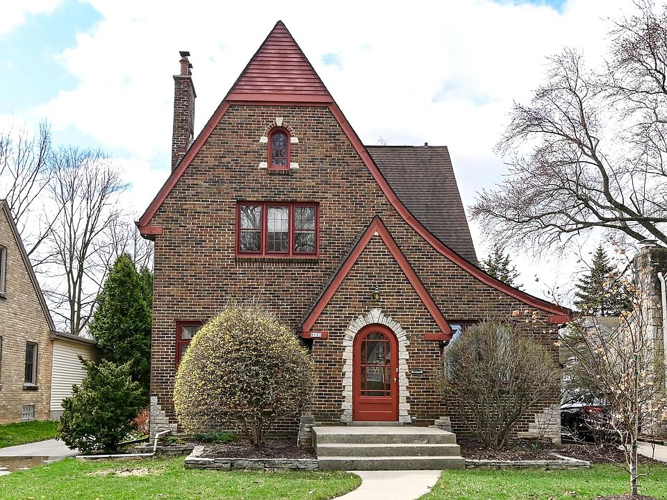 8153 Jackson Park Blvd, Wauwatosa, WI 53213 Zillow