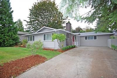 1st image of 10104 162nd Pl NE