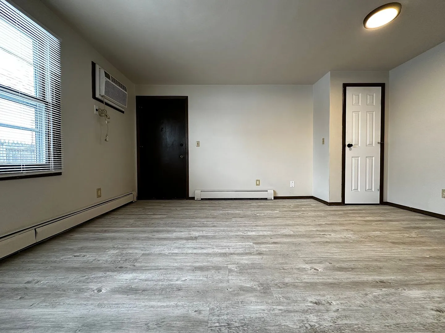 Winter Lane Apartments — Photo 1