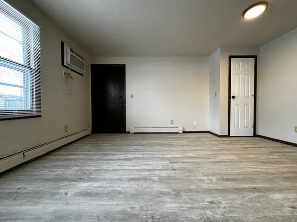 Winter Lane Apartments, 1052 Winter Ln #4, Green Bay, WI 54302