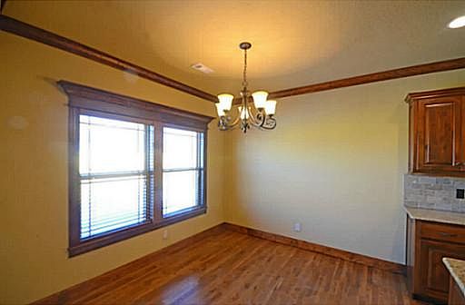 4th image of 5607 Murfield Dr