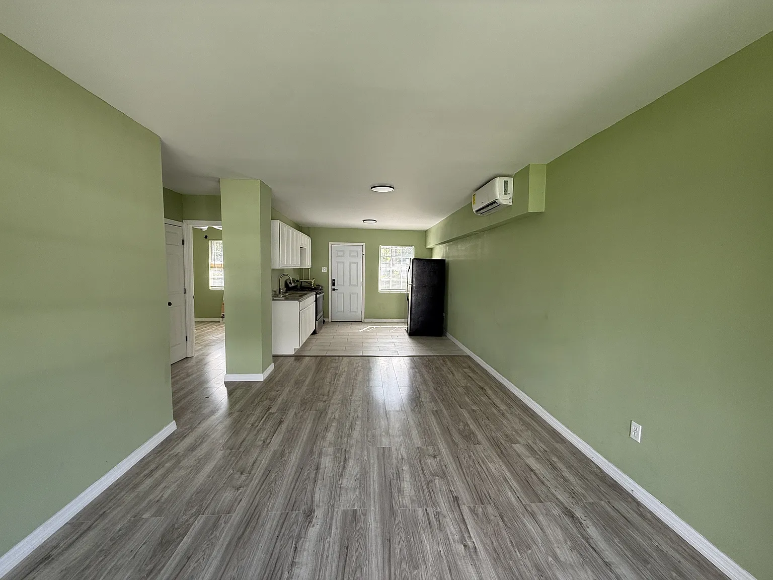 3408 E Dr Mlk Blvd #3 - 3 — Photo 2