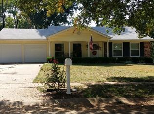 1430 Mautenne Dr, Ballwin, MO