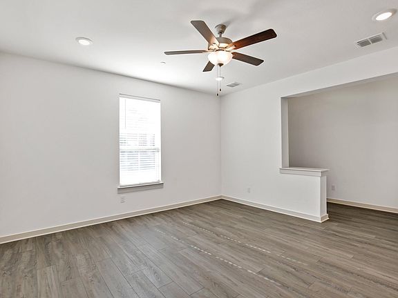 4th image of 2726 Shelby Dr