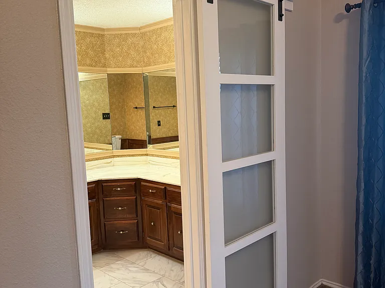 4717 Elma Dr — Photo 6