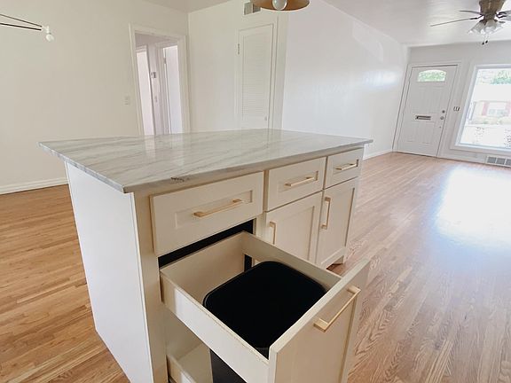 pull out trash can in island