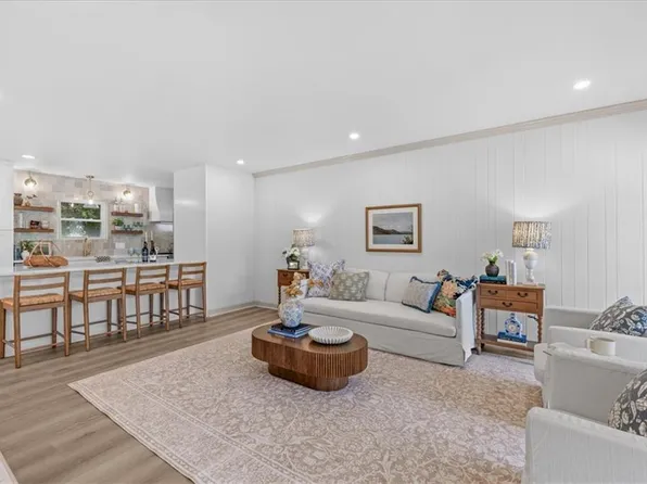 321 Caren Dr, Virginia Beach, VA 23452