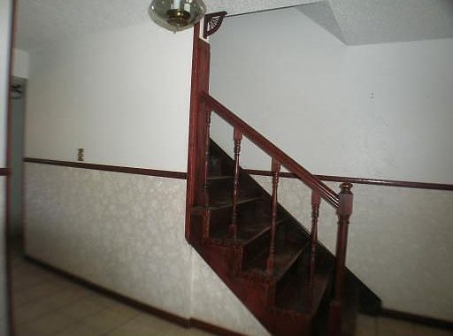 5th image of 2721 Woodmere Blvd