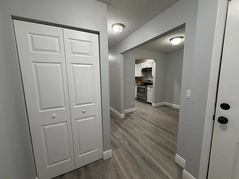 1442 Highland Ridge Cir — Photo 4